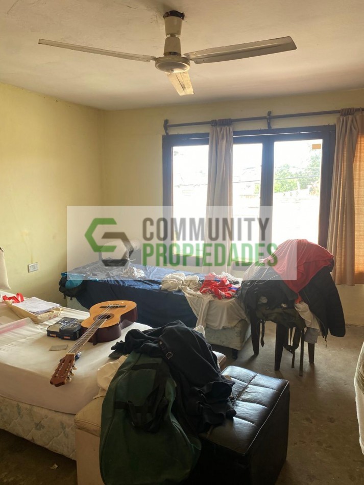 VENTA Propiedad con galpon a dos cuadras de plaza Alvarado